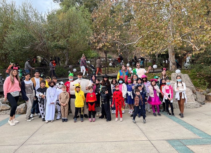 Boo at the Zoo with AGBU AYA SFV Scouts
